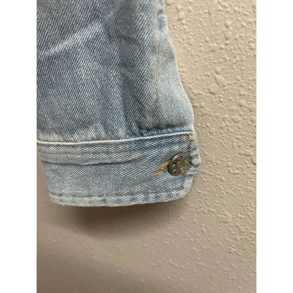 BDG urban outfitters cropped denim jacket floral embroidery jean jacket raw hem - Picture 9 of 12